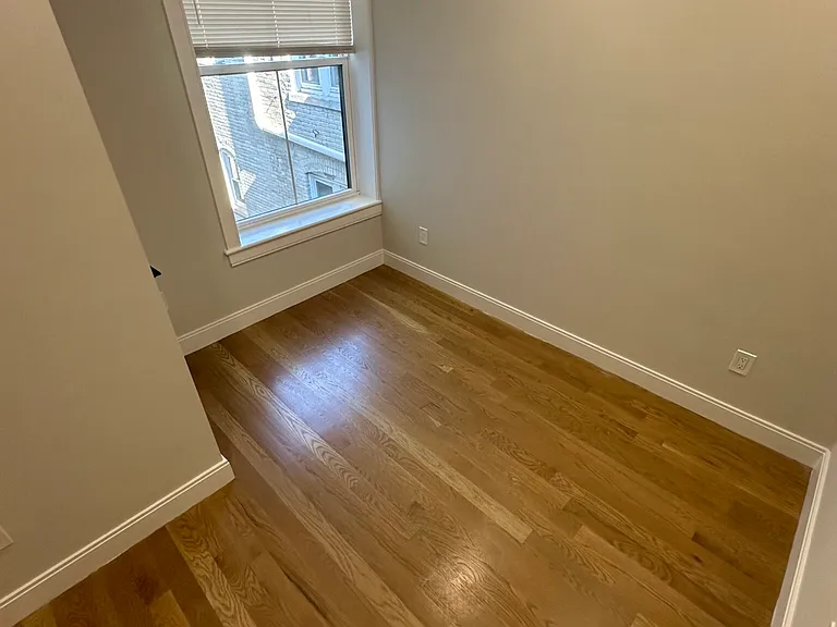 47 Englewood Ave #8 — Photo 8