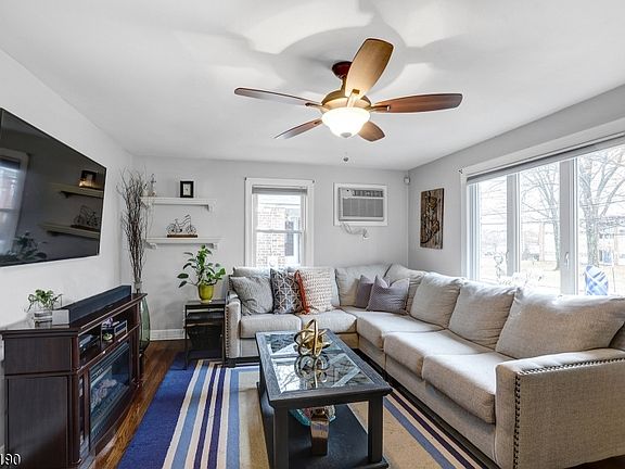 2nd image of 517 Larch St