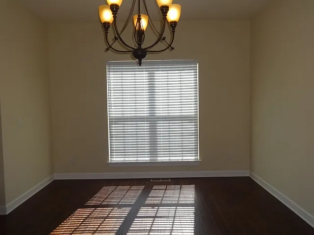 5566 Oak Chase Dr — Photo 3