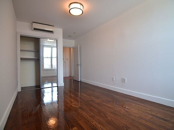 5th image of 490 Ocean Pkwy #54B