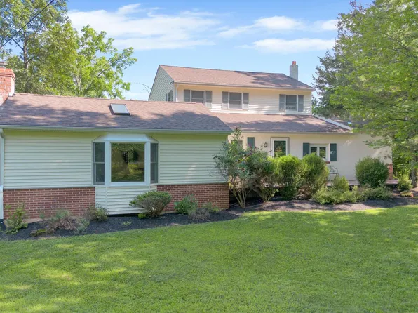 104 Meng Rd, Schwenksville, PA 19473