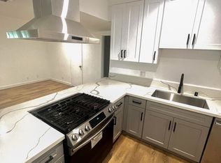 Modern 2-Bedroom Apartment in Inglewood Updated & Move-In Ready, Inglewood, CA 90303