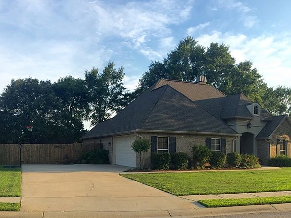 4th image of 11 Mossy Oaks Ln