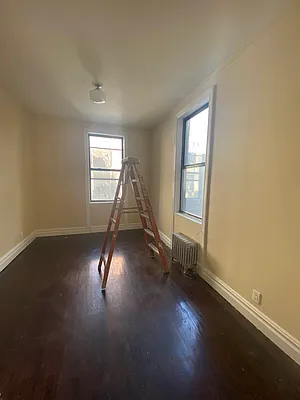 Rented by Aimee Grodanz, LREB | media 10