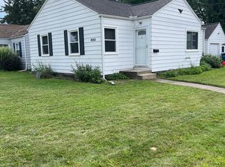 4066 W 224th St, Fairview Park, OH