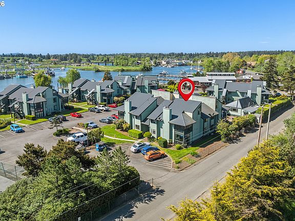 5th image of 356 NE Skipanon Dr #56