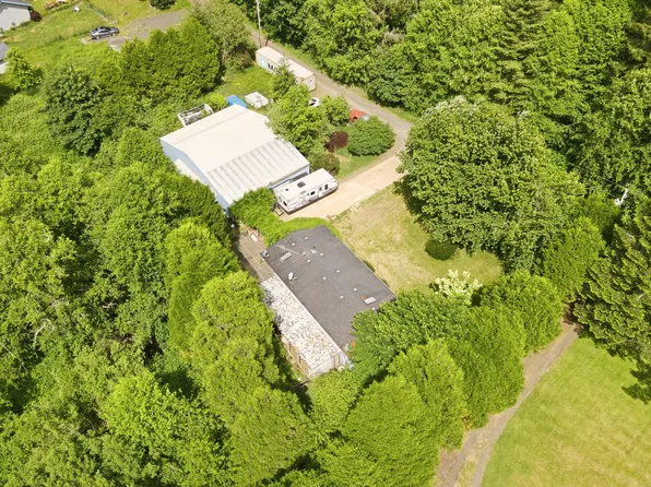 82520 Vinemaple Rd, Seaside, OR 97138