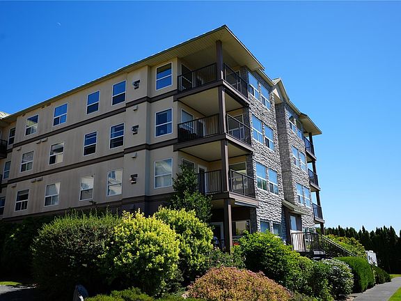 5th image of 280 Dogwood St #307