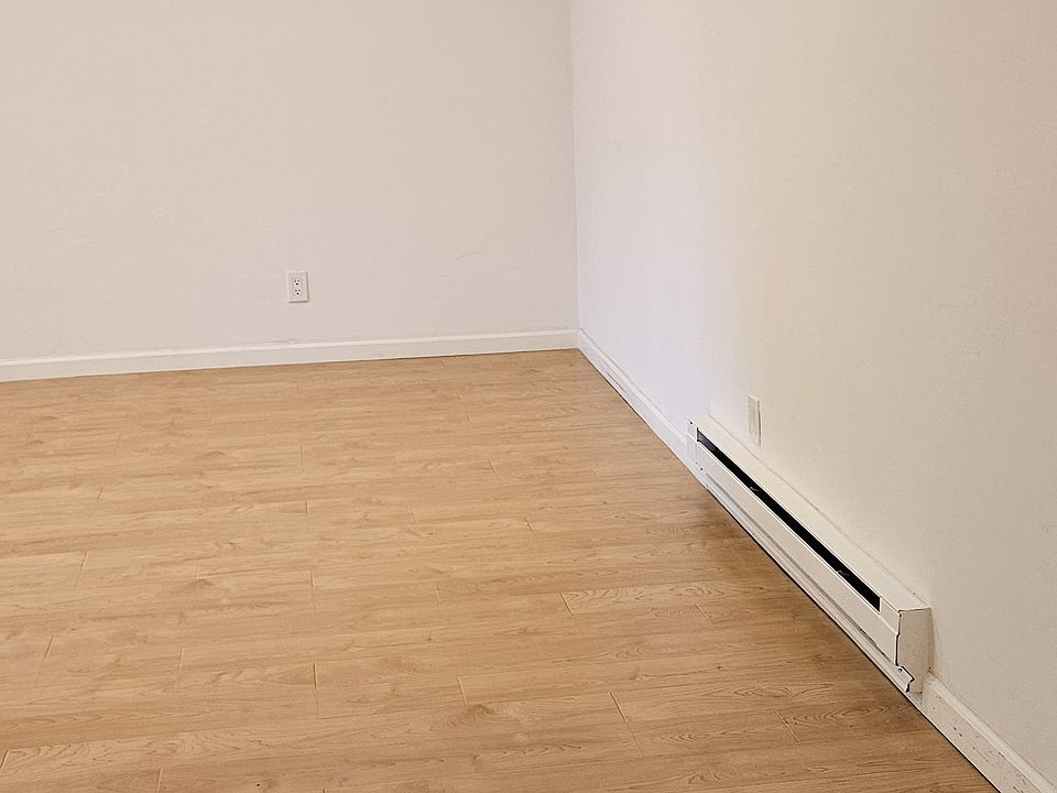 Living room after entrance,