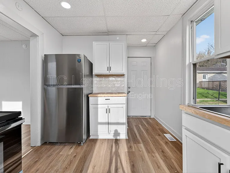 604 Hart St — Photo 26