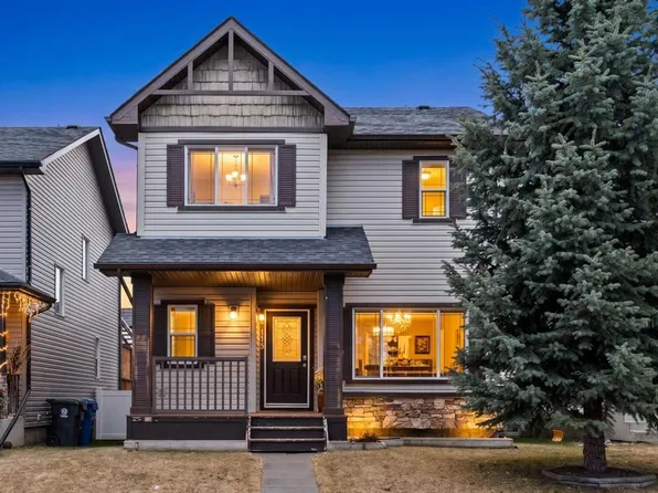 115 N Drake Landing Ct, Okotoks, AB T1S 2M3