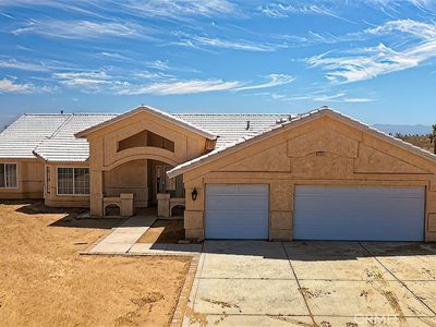 12175 Barbet Rd, Phelan, CA, 92371