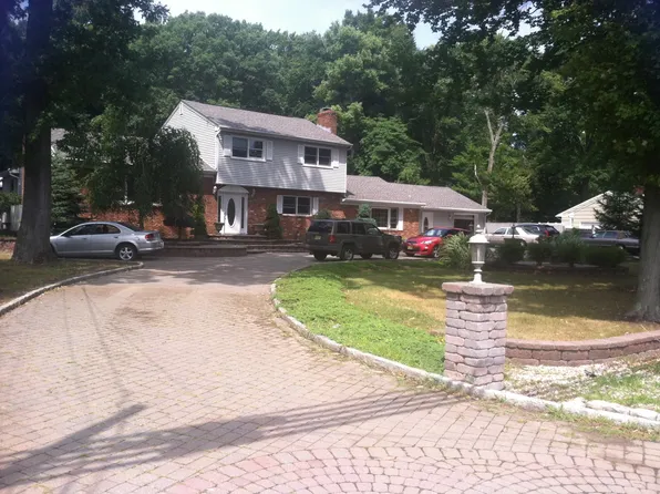 202 S Hillside Ave, Succasunna, NJ 07876