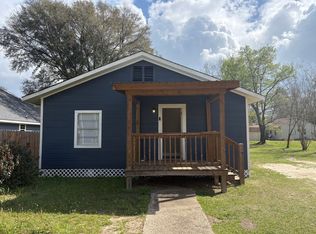 105 McKinnon St, Petal, MS 39465