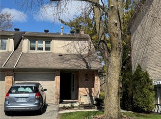 109 Wilson St W #15, Hamilton, ON