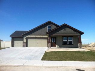 311 S Schober Loop, Nampa, ID 83651