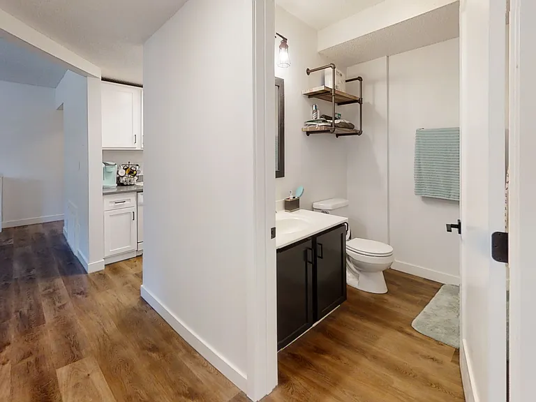 Cornerstone Apartments — Photo 8