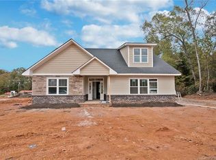 205 Lakefront Dr, Salisbury, NC 28146