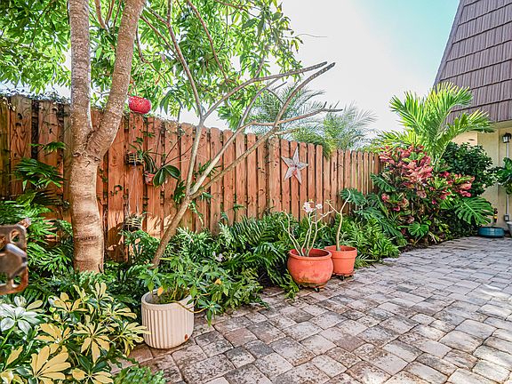 5th image of 1166 6th Avenue #14c