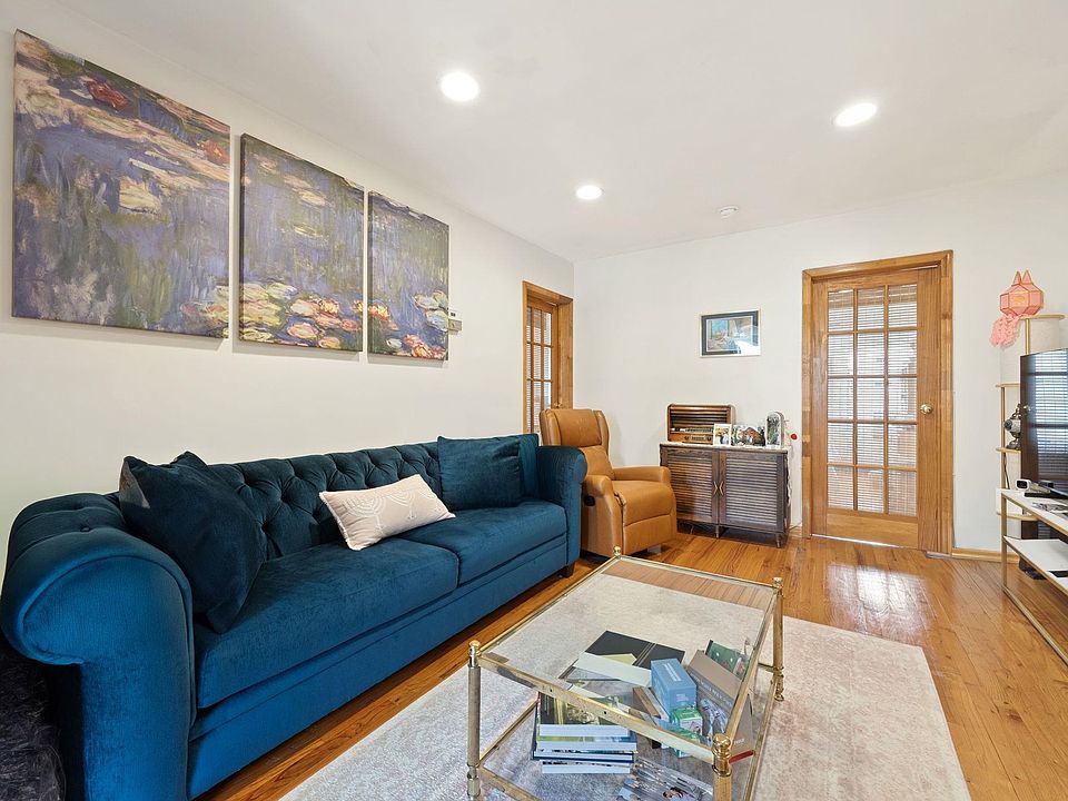 1st image of 228 Willow Ave APT C