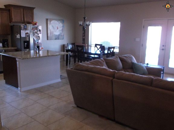 5th image of 1847 Emerald Ct