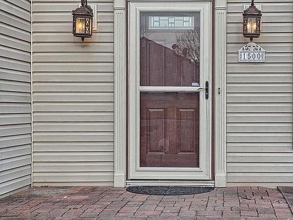 4th image of 1500 Dogwood Dr