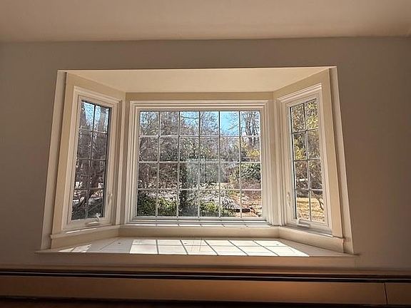 4th image of 67 Stonehenge Rd