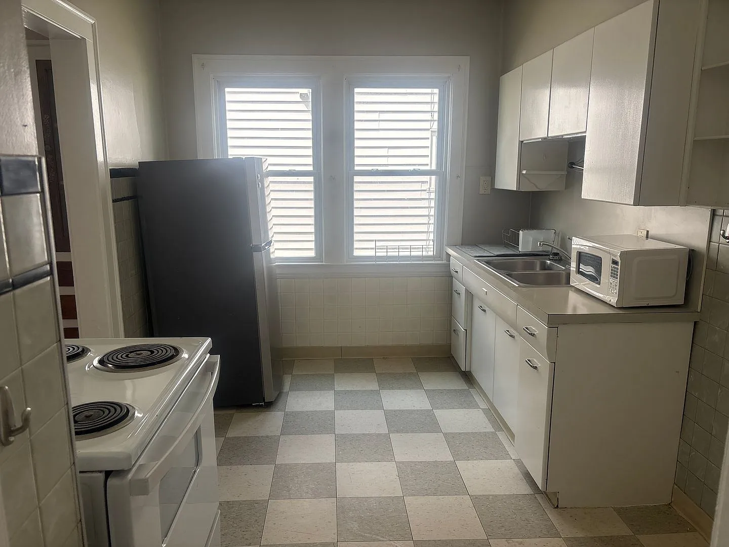 Lewis2059-61 — Photo 3