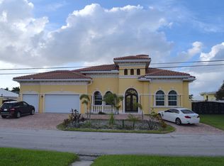 1160 Bimini Ln, Riviera Beach, FL 33404