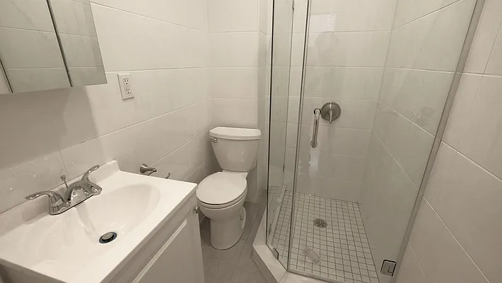 Rented by Aether Property Group | media 17