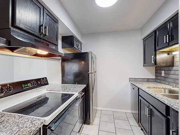 2nd image of 3841 Montgomery Blvd NE APT 838