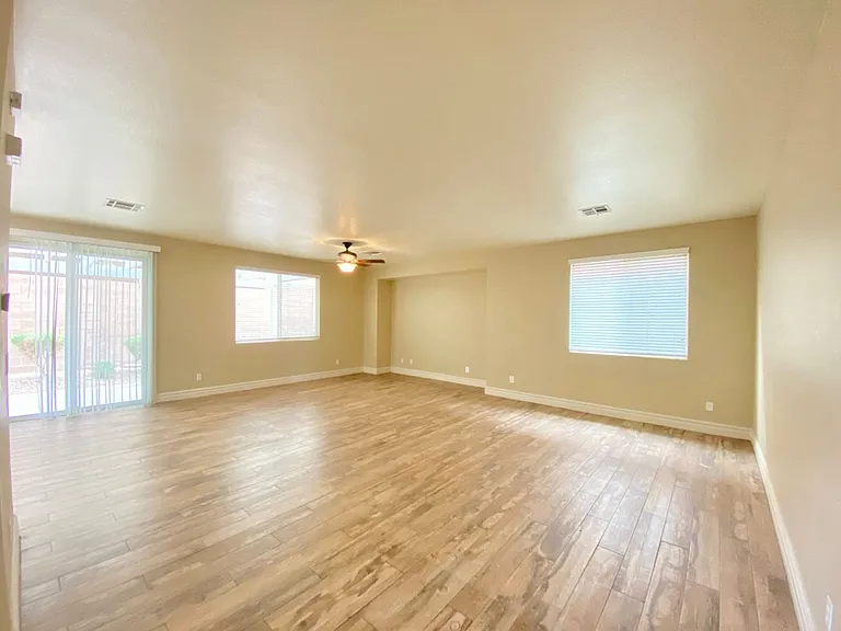 9675 Marcelline Ave — Photo 11