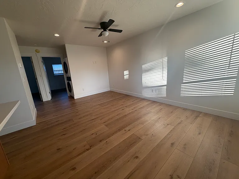 316 S Kobuk St #1-2 — Photo 4