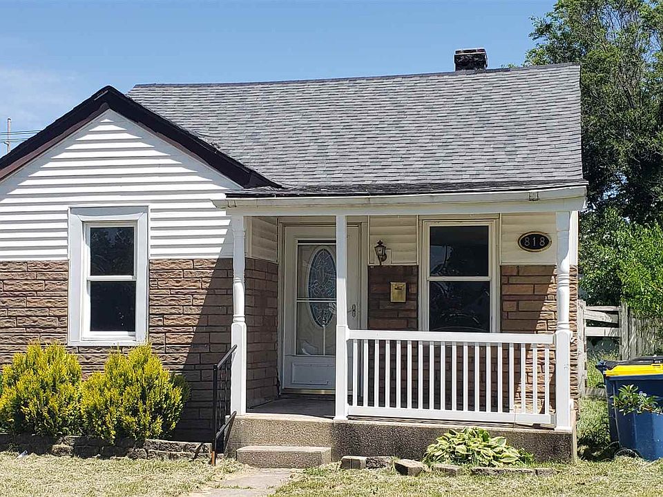 1st image of 818 Burdette St