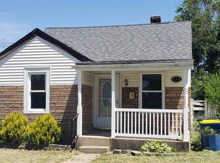 818 Burdette St, Mishawaka, IN 46544