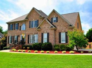 3610 Glennmoor Dr, Pfafftown, NC 27040