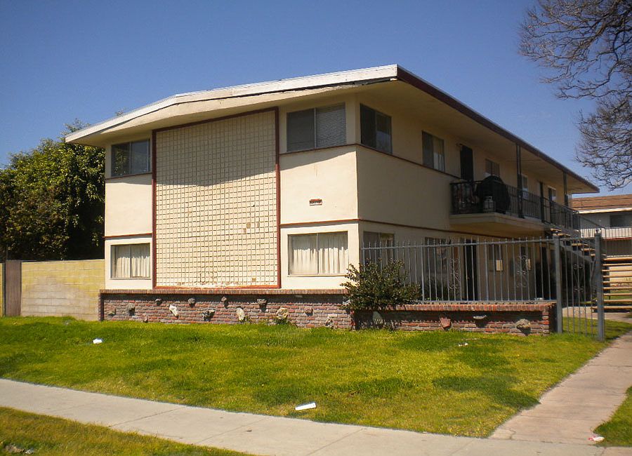 1st image of 3417 W Olinda Ln