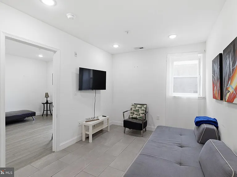 925 N Broad St #29-3F — Photo 1