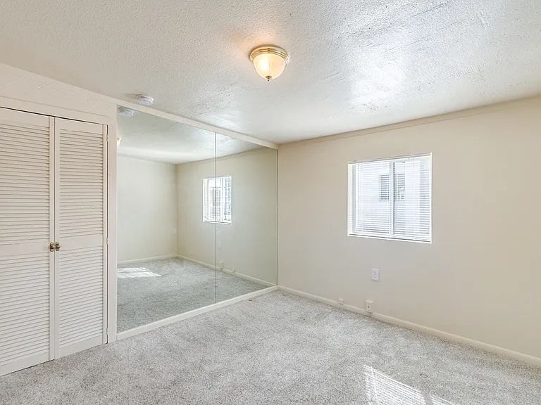 3206 E Bellevue St — Photo 22