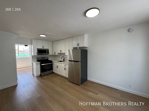 2nd image of 617 N Kingsley Dr #L