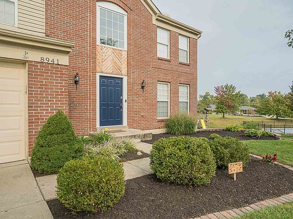 5th image of 8941 Crimson Oak Dr
