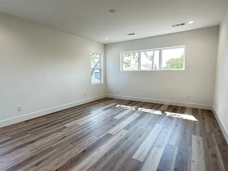 3908 Rochelle Dr — Photo 21