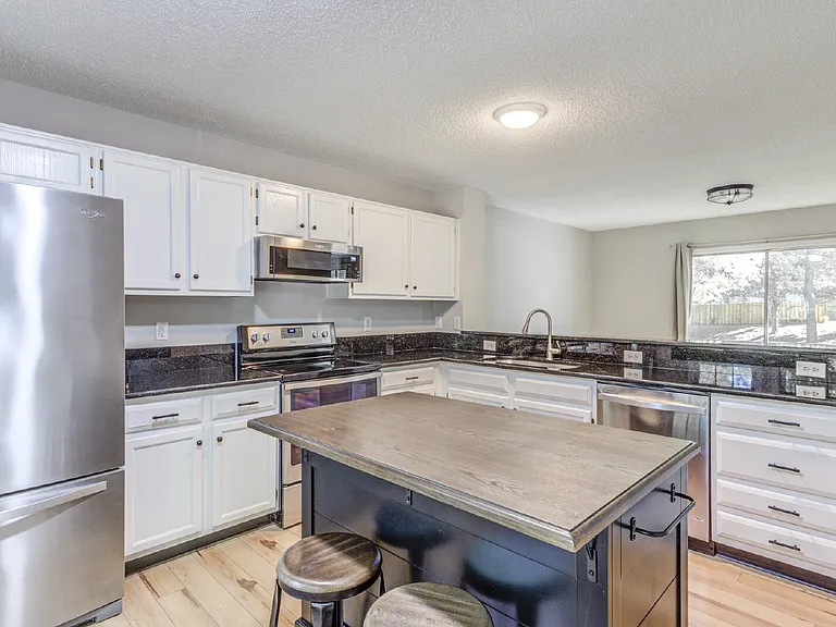 103 Unaka Ct — Photo 28