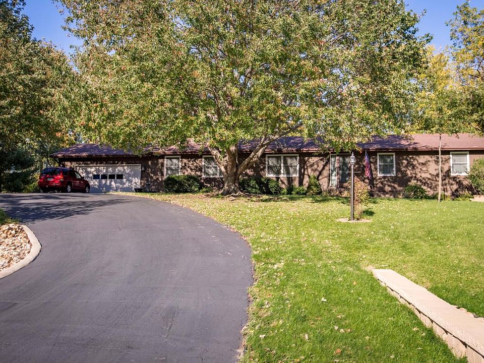1st image of 2697 Calaveras Ln