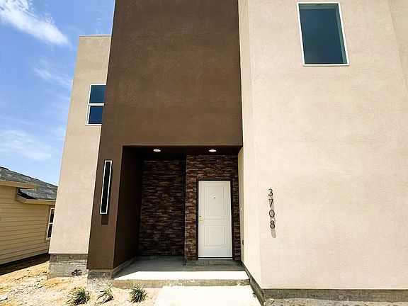 5th image of 3708 Yoyis St