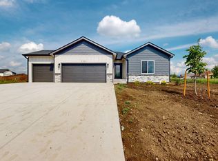 2634 SW Ava St, Topeka, KS 66614