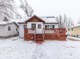 1306 12th St N, Moorhead, MN 56560