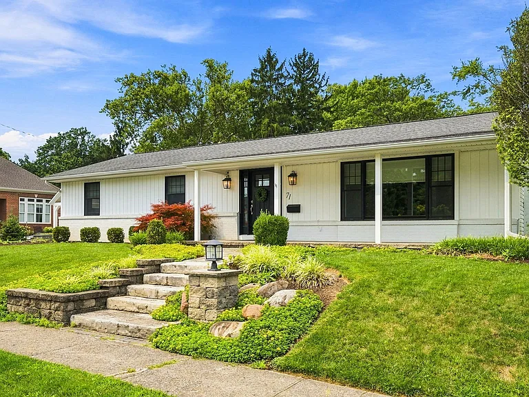 71 Forest Ave — Photo 1