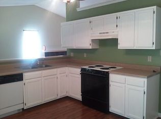 132 Wigeon Rd, Jacksonville, NC 28540