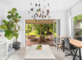 (Undisclosed Address), Miami Beach, FL 33140